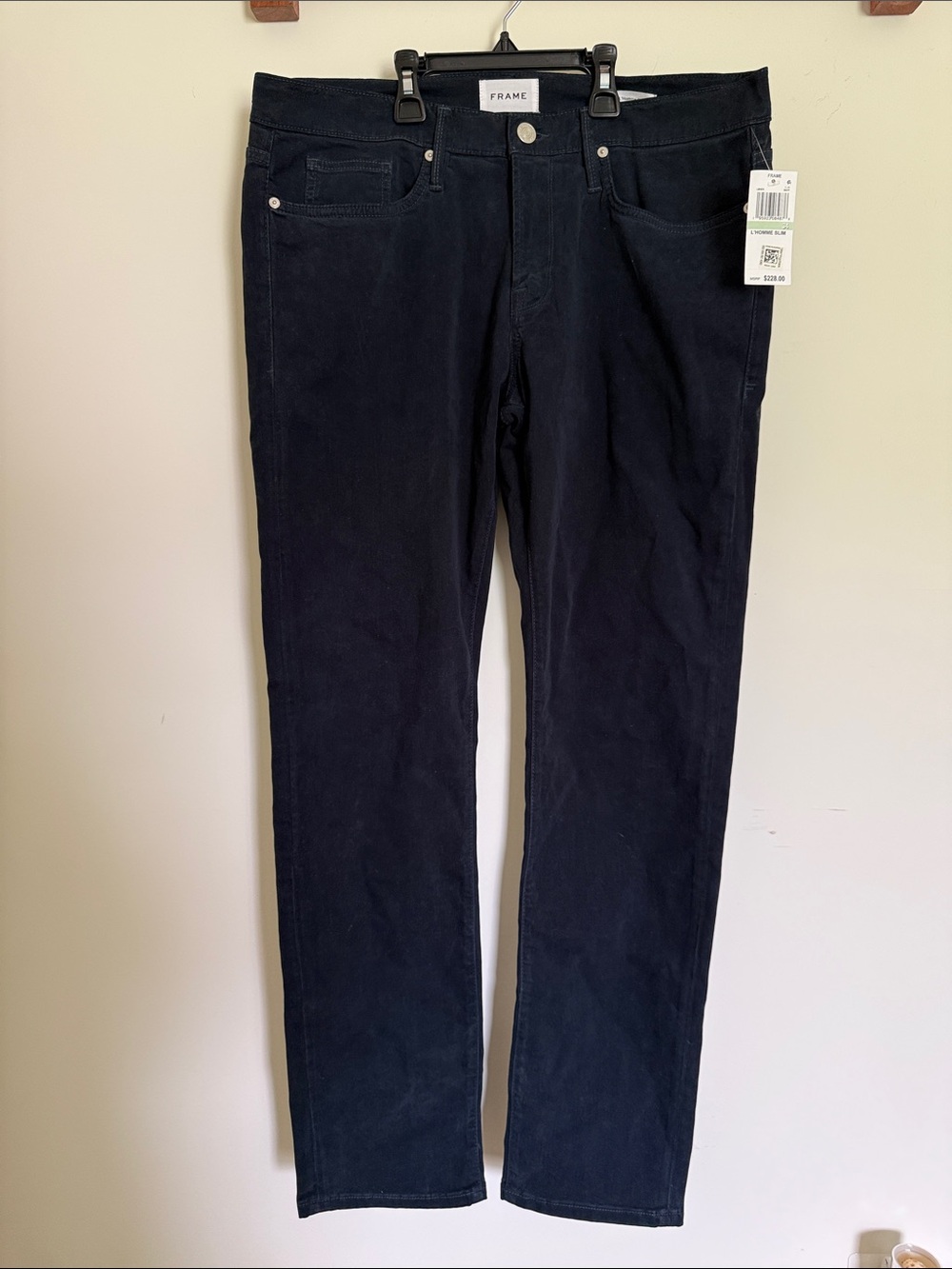 FRAME Black L’HOMME SLIM Straight-Leg Jeans